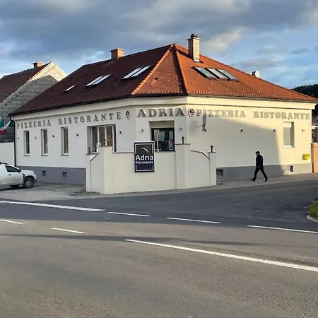 Daroomz Apartamento Gloggnitz