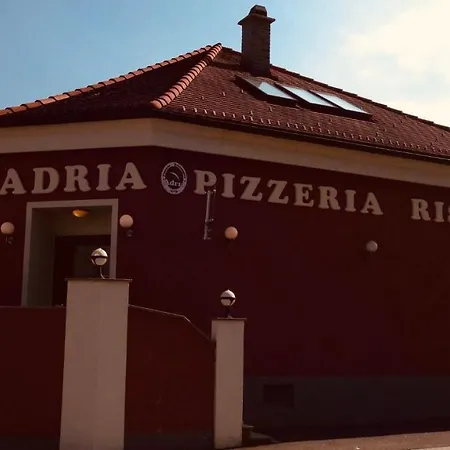 Apartament Ristorante Adria Gloggnitz